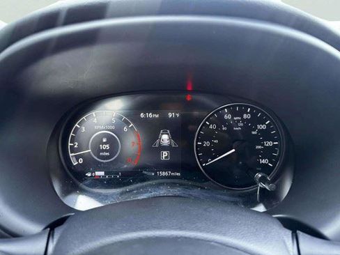 Used 2024 Nissan Kicks SR FWD image 20