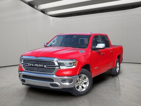 Used 2022 RAM 1500 Laramie AWD/4WD image 1
