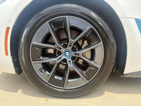 Used 2024 BMW i4 eDrive40 w/ Premium Package RWD image 10