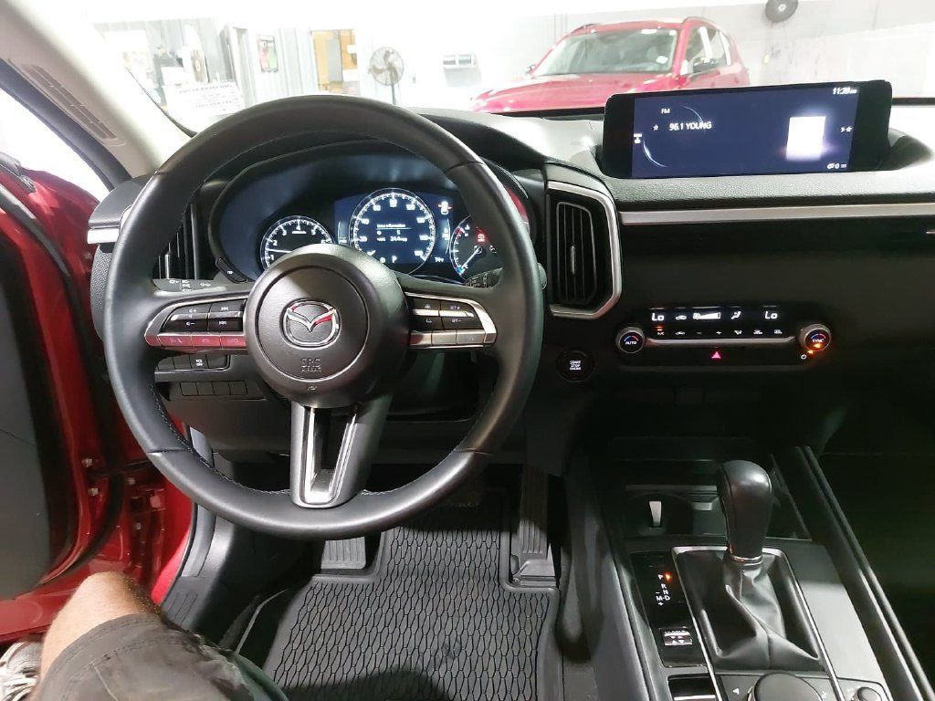 Used 2025 MAZDA CX-50 AWD 2.5 S w/ Cargo Package image 15