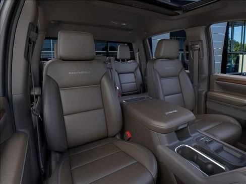 New 2026 GMC Sierra 2500 Denali w/ Denali Reserve Package AWD/4WD image 16