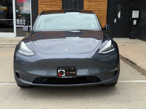 Used 2021 Tesla Model Y Long Range AWD/4WD image 8