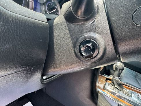 Used 2014 INFINITI QX80 4WD w/ Theater Package image 18