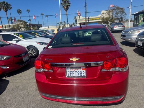 Used 2014 Chevrolet Cruze LT w/ RS Package image 4