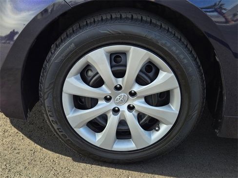 Certified 2021 Toyota Corolla LE image 8