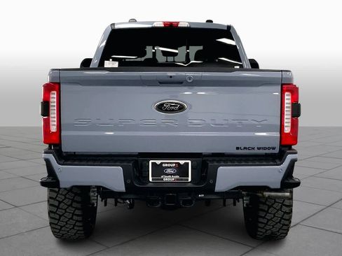 New 2026 Ford F250 Lariat w/ Black Appearance Package image 4