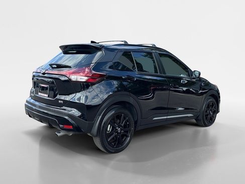 Used 2023 Nissan Kicks SR w/ Interior Electronics Package image 6