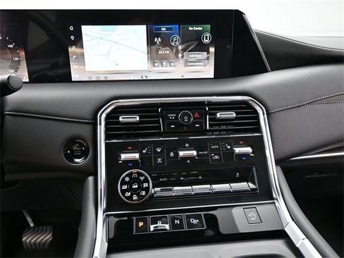 New 2025 Nissan Armada SL w/ Captain's Chari Seat Package image 24