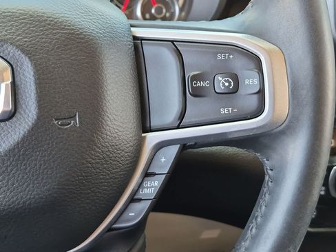Used 2019 RAM 1500 Big Horn AWD/4WD image 24