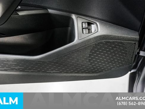 Used 2024 Volkswagen Jetta SE FWD image 48