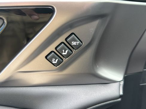 Used 2025 Subaru Legacy Limited image 17