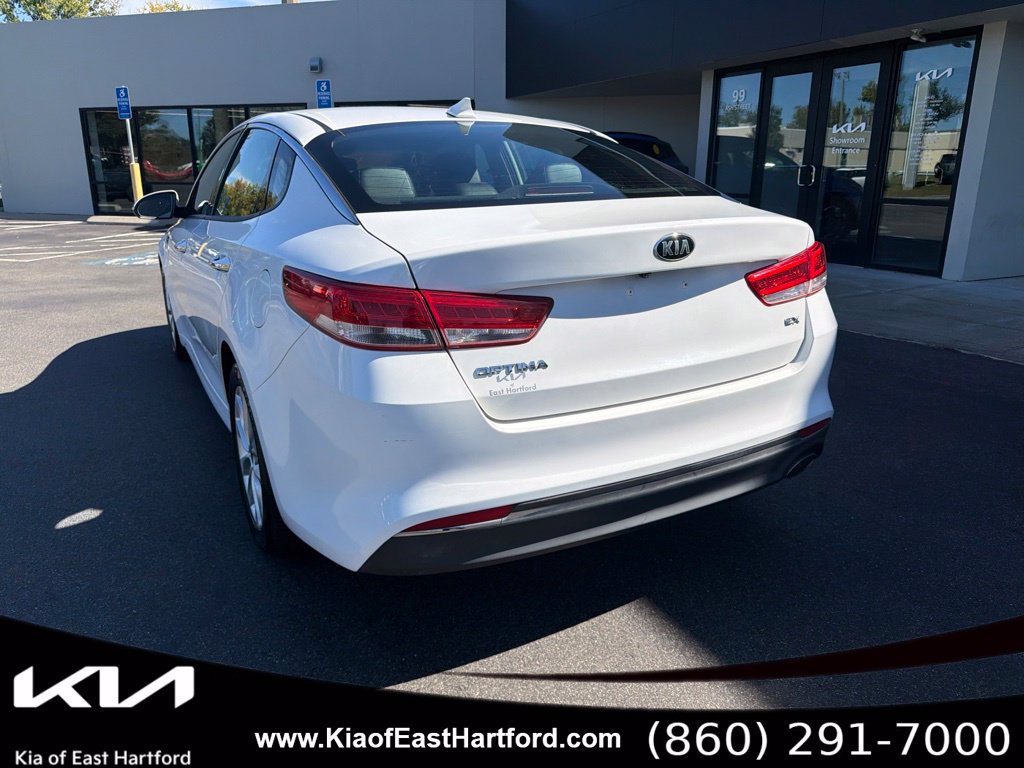 Used 2017 Kia Optima EX FWD image 10