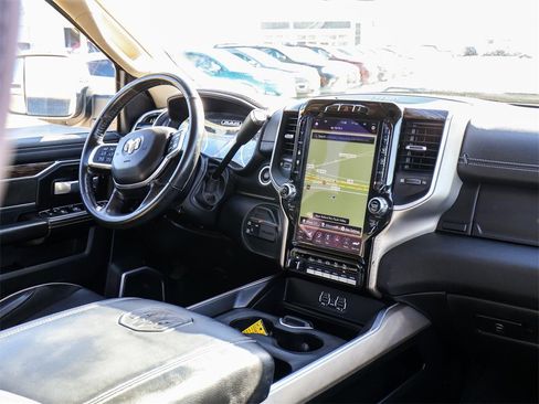 Used 2020 RAM 3500 Laramie image 28