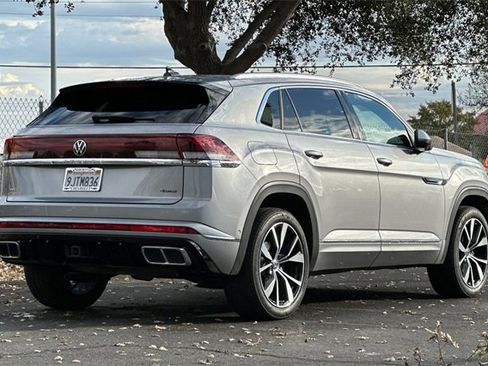 Used 2024 Volkswagen Atlas Cross Sport SEL Premium R-Line image 5