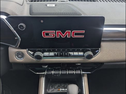 New 2026 GMC Canyon Denali AWD/4WD image 24