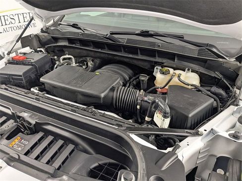 Used 2025 GMC Sierra 1500 SLT image 36
