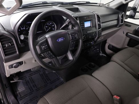 Used 2019 Ford F250 XLT image 19