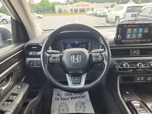 Used 2023 Honda Pilot Elite image 10