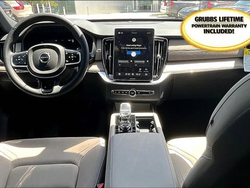 New 2026 Volvo XC90 B6 Plus w/ Protection Package Premier image 9
