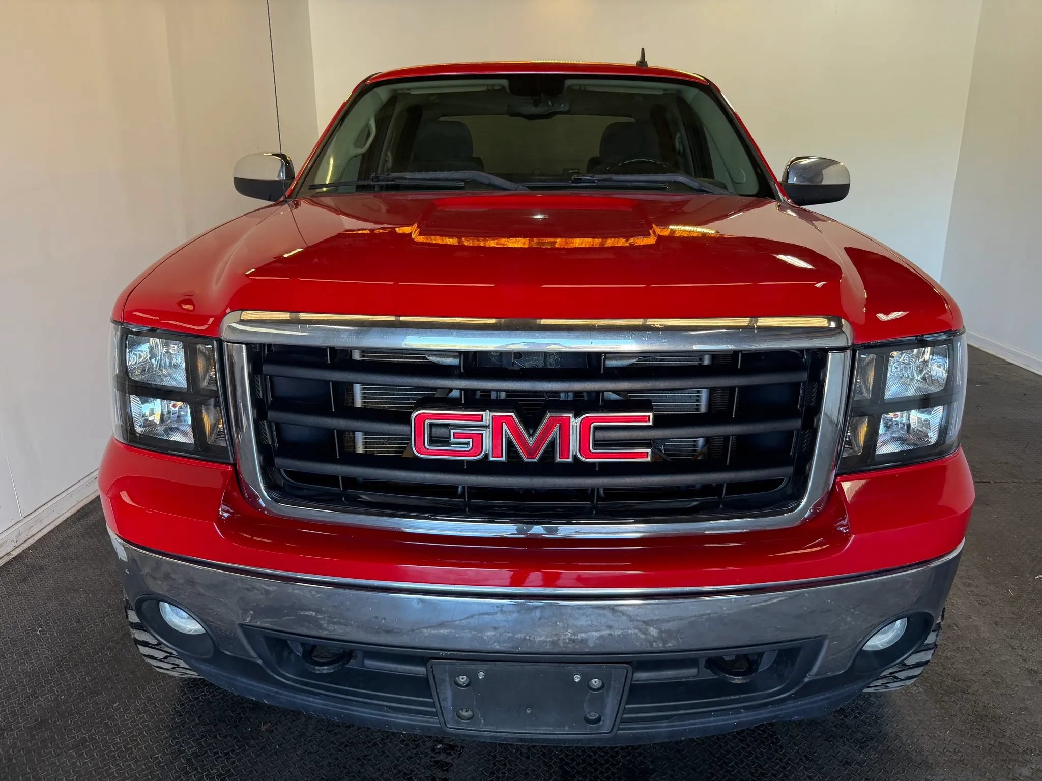 Used 2008 GMC Sierra 1500 SLE w/ Power Pack Plus AWD/4WD image 3