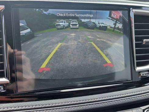 New 2027 Chrysler Pacifica Select FWD image 22