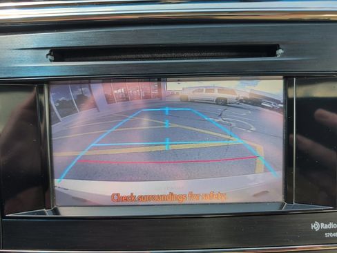 Used 2014 Toyota Avalon XLE Touring FWD image 14