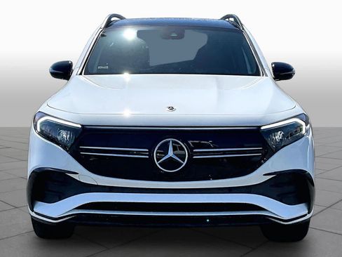 Used 2023 Mercedes-Benz EQB 300 4MATIC image 3