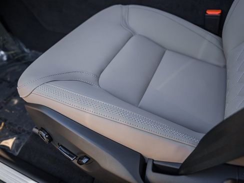 New 2026 Volvo XC60 T8 Plus image 31