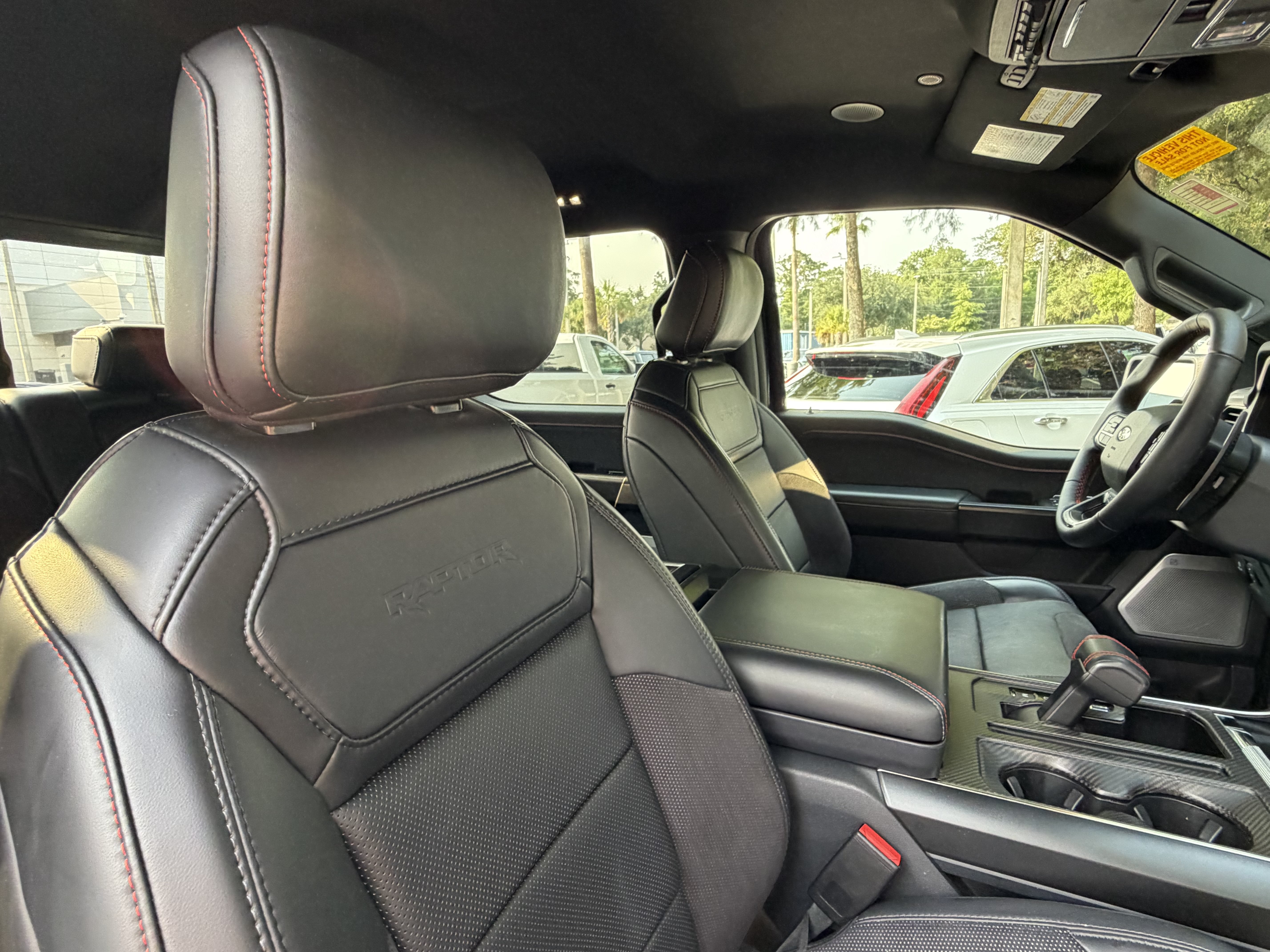 Used 2025 Ford F150 Raptor AWD/4WD image 44