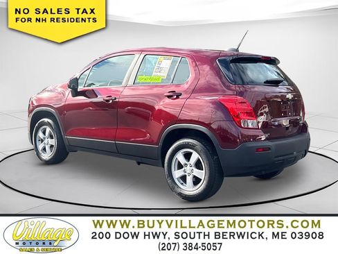 Used 2016 Chevrolet Trax LS image 3