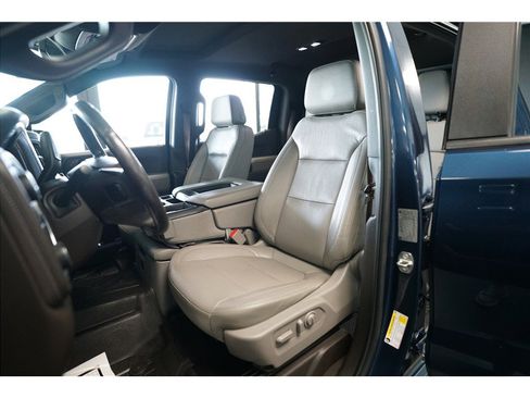 Used 2019 Chevrolet Silverado 1500 LT w/ Texas Edition image 11