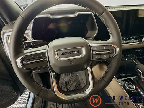 New 2026 GMC Canyon Denali AWD/4WD image 13