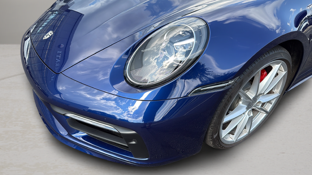 Used 2022 Porsche 911 Carrera RWD image 9