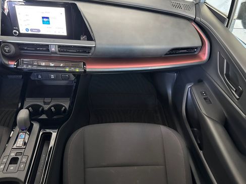 Used 2023 Toyota Prius Prime FWD image 31