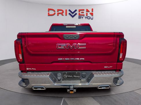 Used 2021 GMC Sierra 1500 SLT w/ SLT Premium Package image 4
