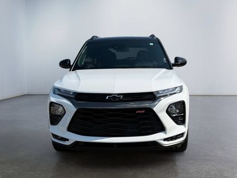 Used 2023 Chevrolet TrailBlazer RS w/ Sun and Liftgate Package AWD/4WD image 8