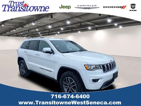 Used 2022 Jeep Grand Cherokee Limited w/ Trailer Tow Group IV image 1