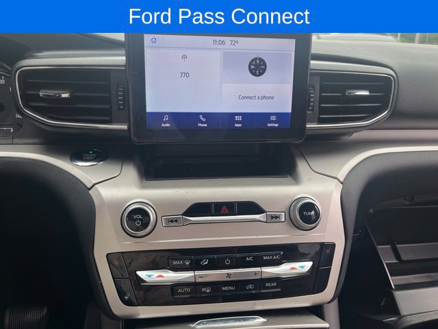 Used 2021 Ford Explorer XLT w/ Equipment Group 202A AWD/4WD image 15