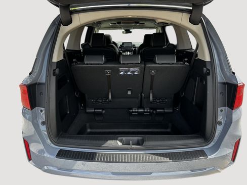 Certified 2025 Honda Odyssey Elite image 25