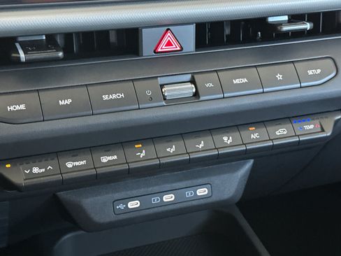 New 2027 Kia Seltos LX AWD/4WD image 21