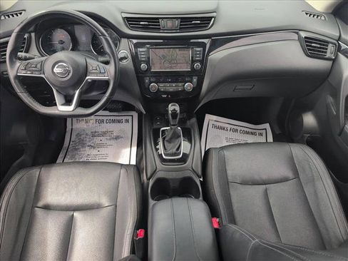 Used 2019 Nissan Rogue Sport SL w/ Premium Package FWD image 19