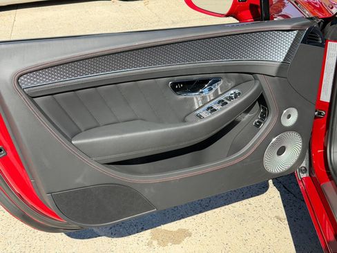 Used 2024 Bentley Continental GT V8 image 12