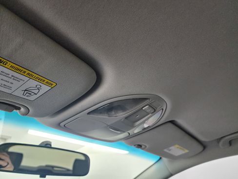 Used 2018 Hyundai Santa Fe Sport image 12