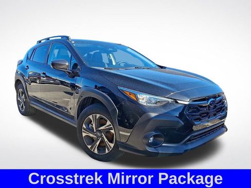 Used 2025 Subaru Crosstrek 2.0i Premium image 2
