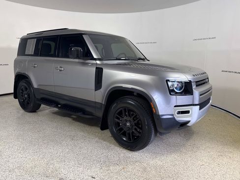 Used 2023 Land Rover Defender 110 S AWD/4WD image 7