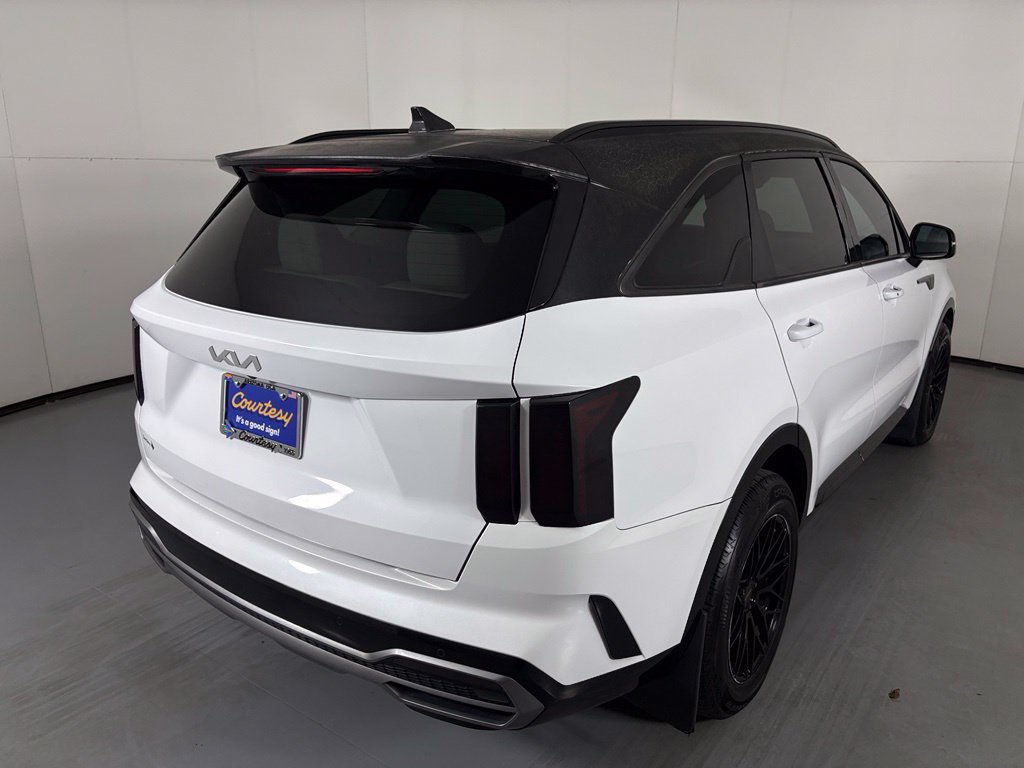 Used 2022 Kia Sorento S w/ Panoramic Sunroof Package FWD image 8