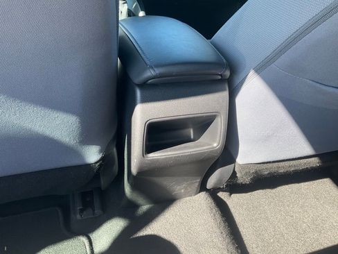 Used 2021 Toyota Corolla SE image 27