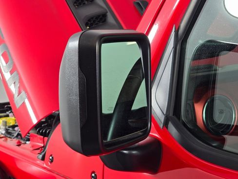 Used 2021 Jeep Wrangler Unlimited Rubicon AWD/4WD image 15