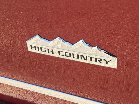 Used 2014 Chevrolet Silverado 1500 High Country w/ High Country Premium Package image 8