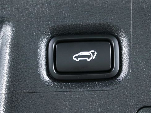 Used 2023 Hyundai Santa Fe SEL w/ Premium Package AWD/4WD image 30
